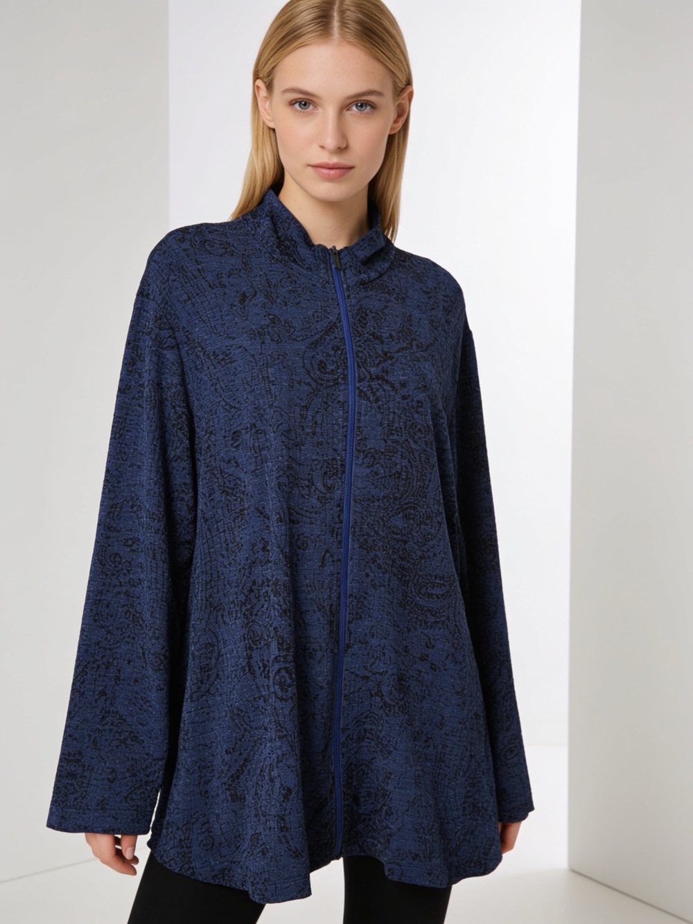 Chico’s Travelers Textured Paisley Full Zip Jacket Blue Black Swing Tunic XL
